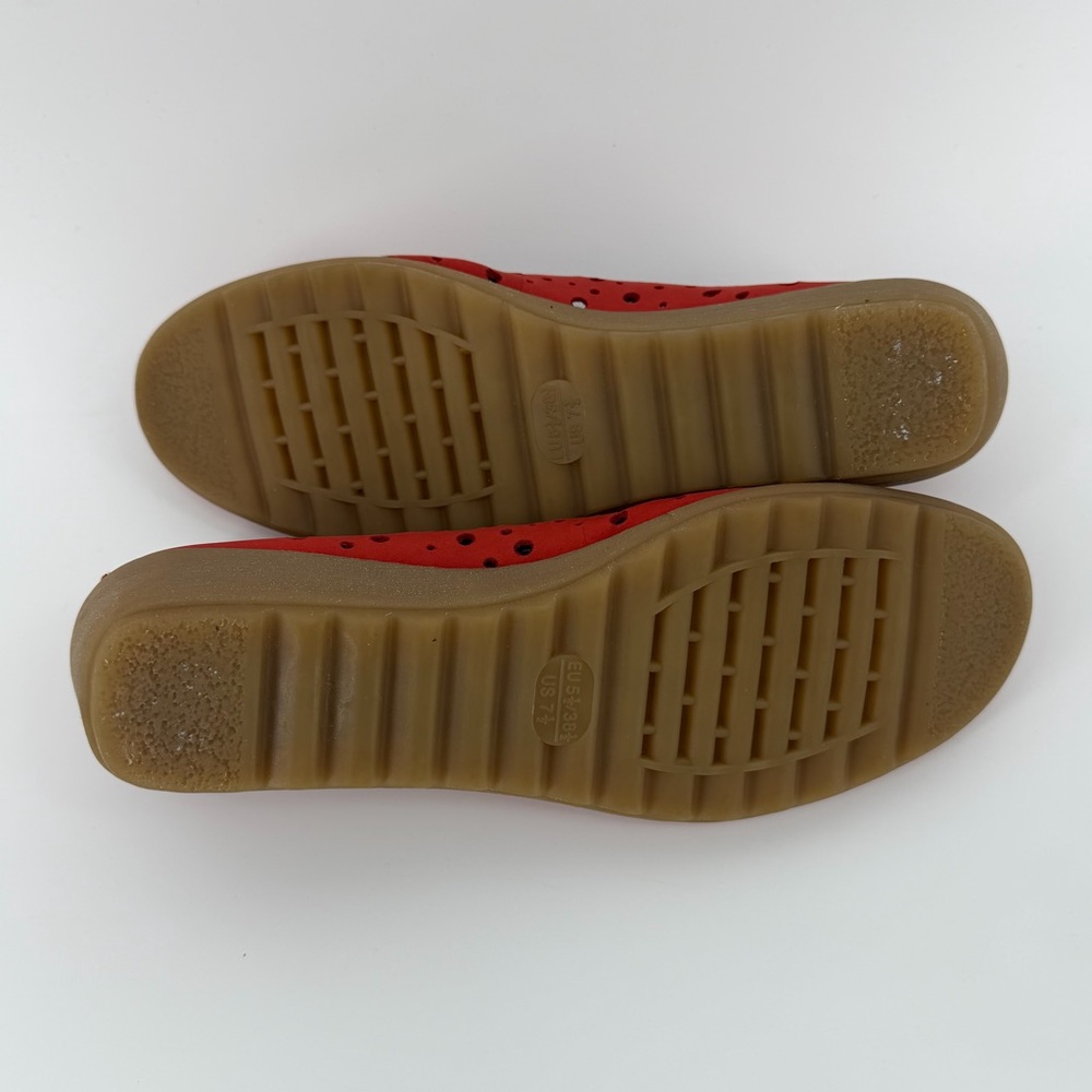 THE FLEXX of Italy Red Suede 1.5" Wedge Slip-On Ballet Flats, Women's 7.5 - Picture 6 of 8